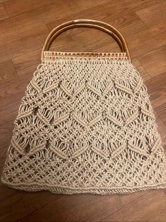 Handbags - Vintage Beige Macramé Handbag Wooden Handles Boho Woven Market Purse